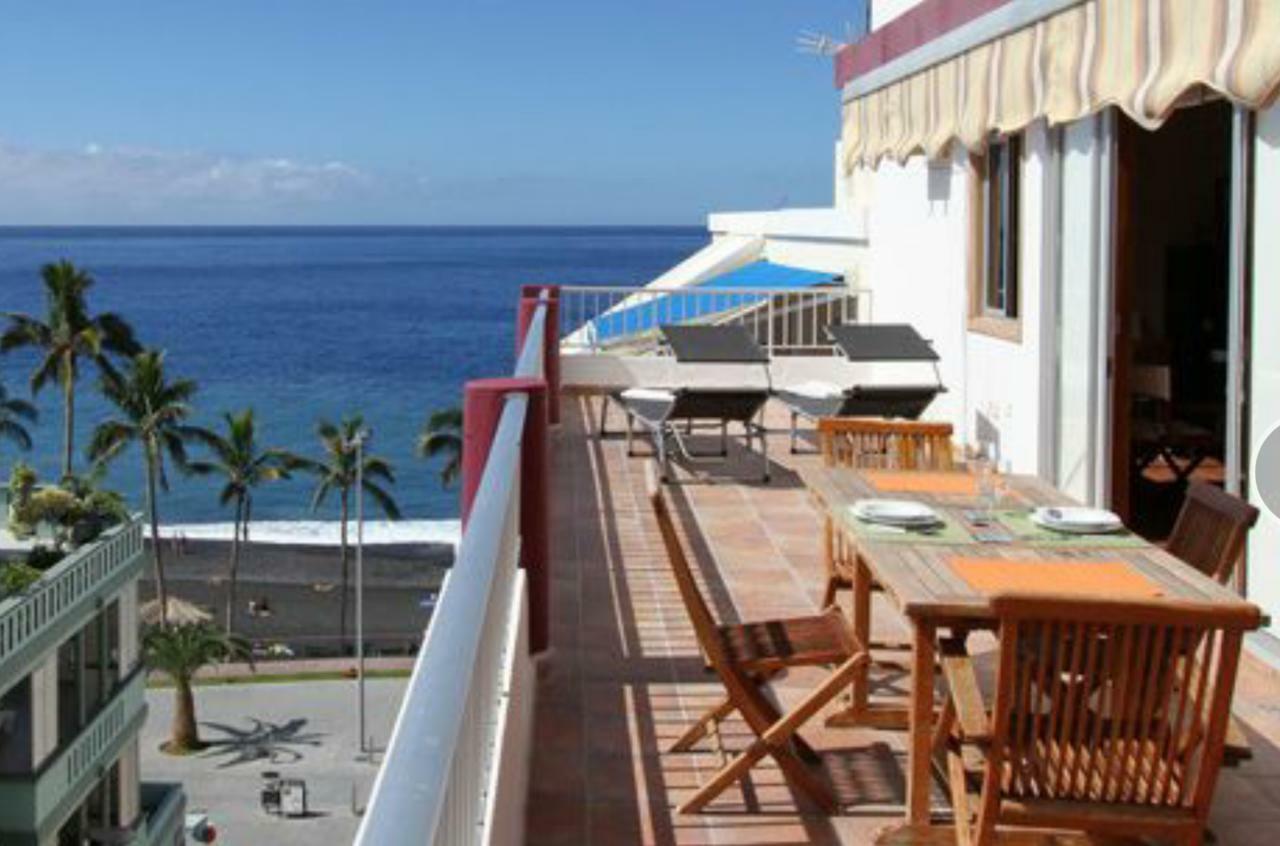 Atico Con Vistas Al Mar Apartman Puerto De Naos Kültér fotó